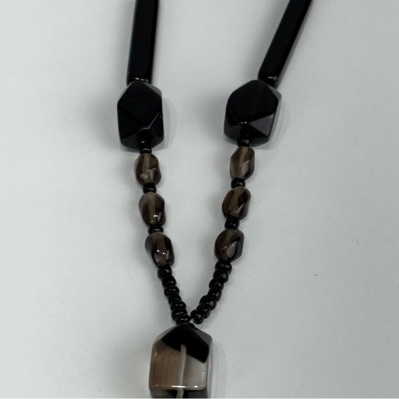 artisan Handmade Elegant Black Onyx and smoky quartz gemstone Necklace - Picture 5 of 15